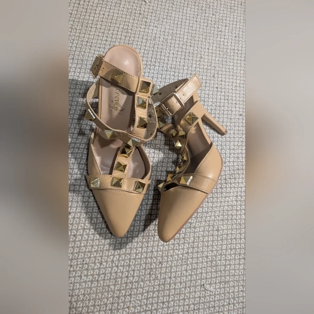 Forever 21 Tan Studded Heels